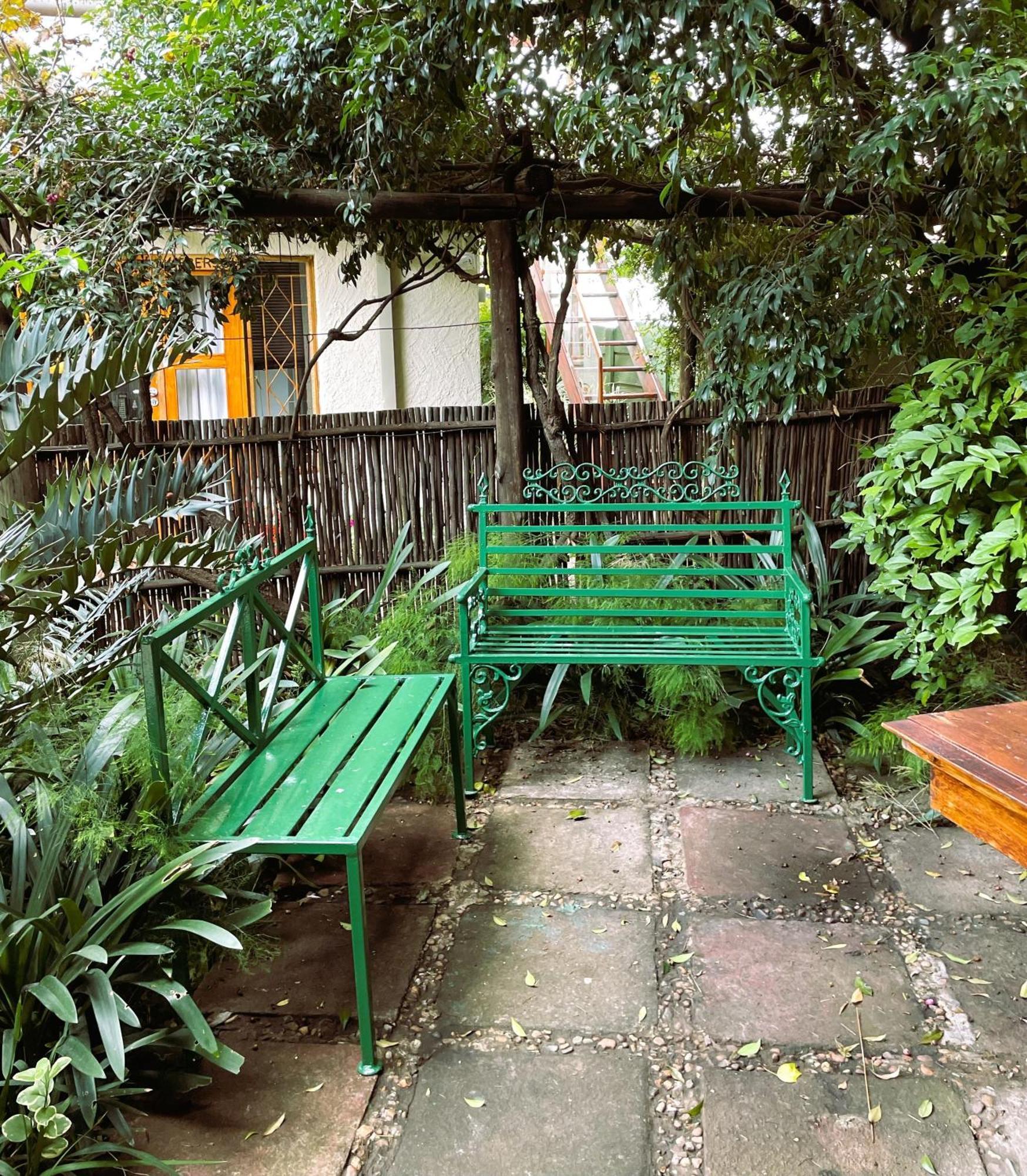 Celtis Lane Guest House Боксбурґ Екстер'єр фото