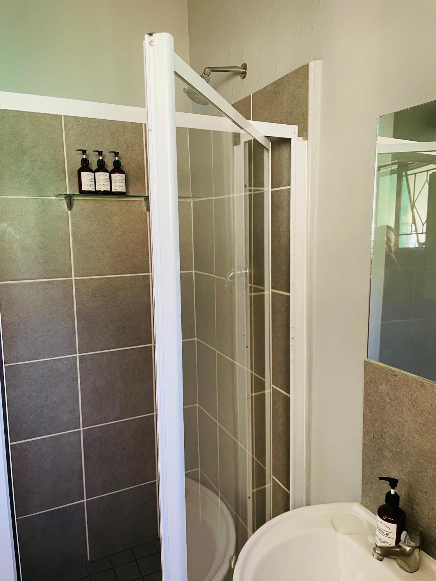 Celtis Lane Guest House Боксбурґ Екстер'єр фото