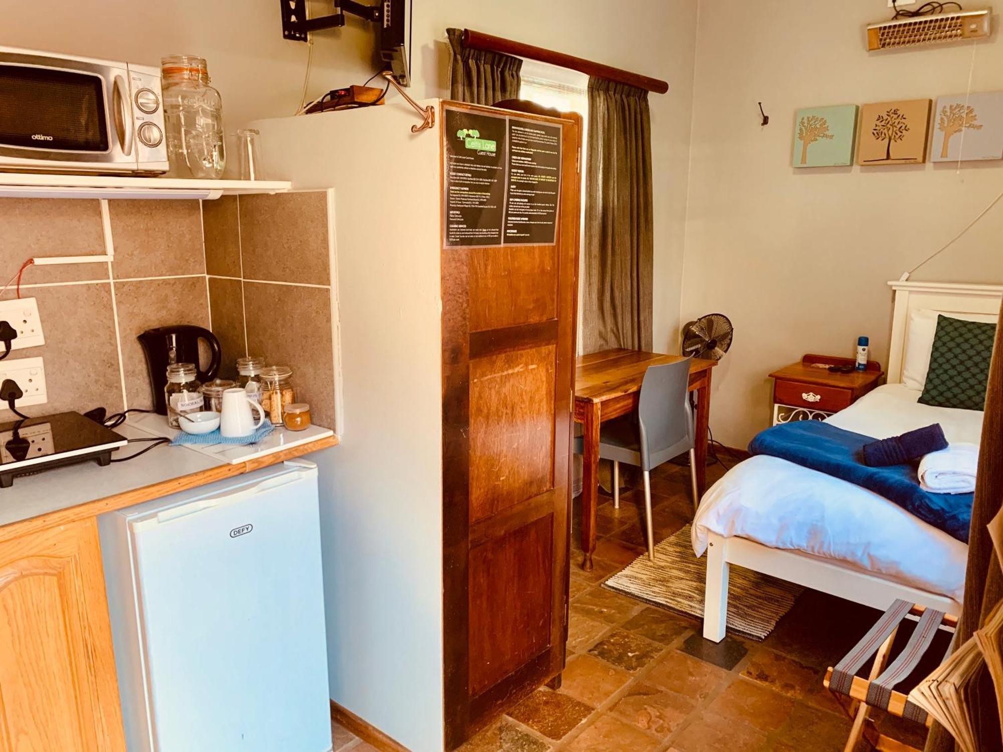 Celtis Lane Guest House Боксбурґ Екстер'єр фото