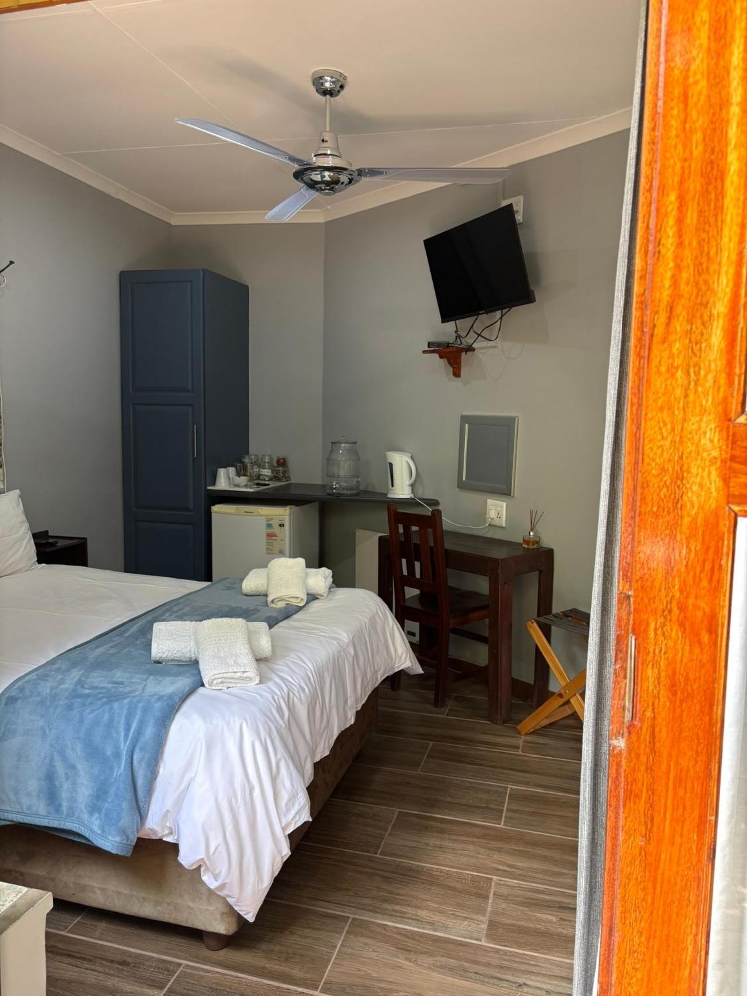 Celtis Lane Guest House Боксбурґ Екстер'єр фото