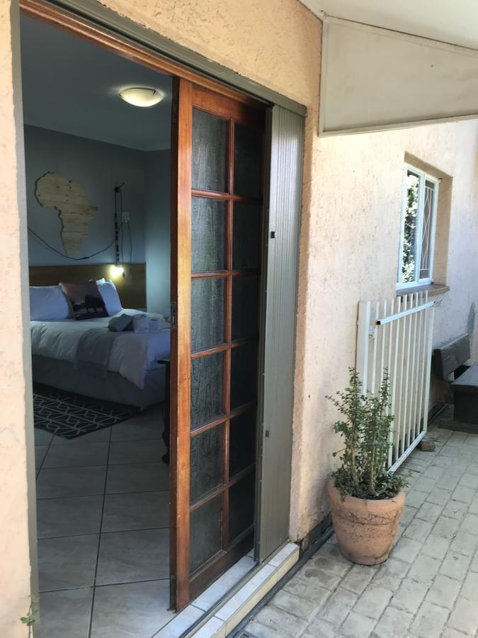 Celtis Lane Guest House Боксбурґ Екстер'єр фото